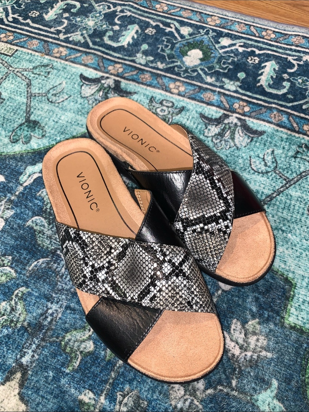 Vionic Hayden snake leather sandals a black QVC new 6